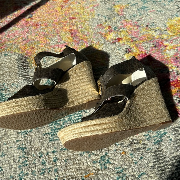 New Michael Kors Booties - Picture 3 of 5